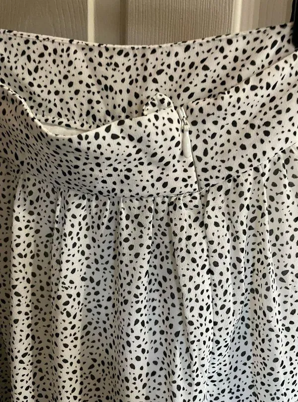 H&M Polka Dot/Speckled Maxi Skirt - black&white size 4 - Image 2
