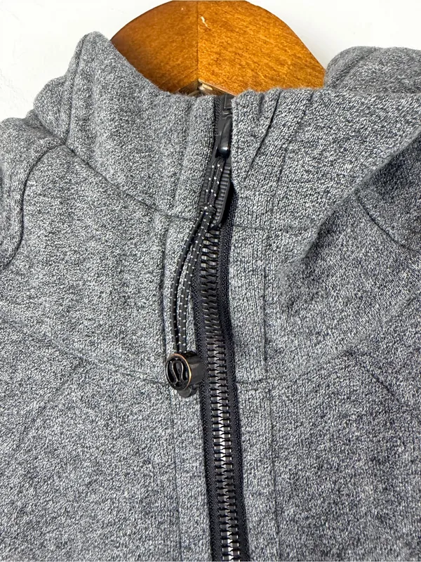 Lululemon full zip scuba jacket size 4 in heather grey - Image 3