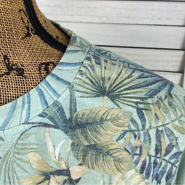 Body Glove Let's Get Salty Tropical Print Shirt Green Small‎ Crop Sweatshirt - Image 6