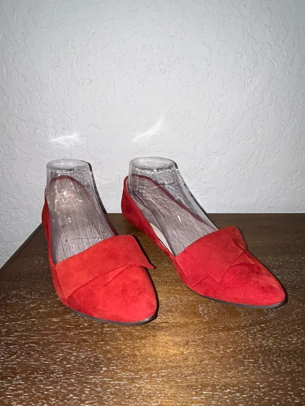 J.Jill Suede Leather Slip On Point Toe Kitten Heel Flat Shoes Size 7.5 Color Red Suede Leather Slip On Point Toe Kitten Heel Gently loved condition - Image 2
