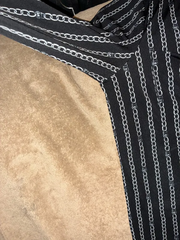 Michael Kors Black & White Chain Print Zip Front Blouse Top Size Medium - Image 10