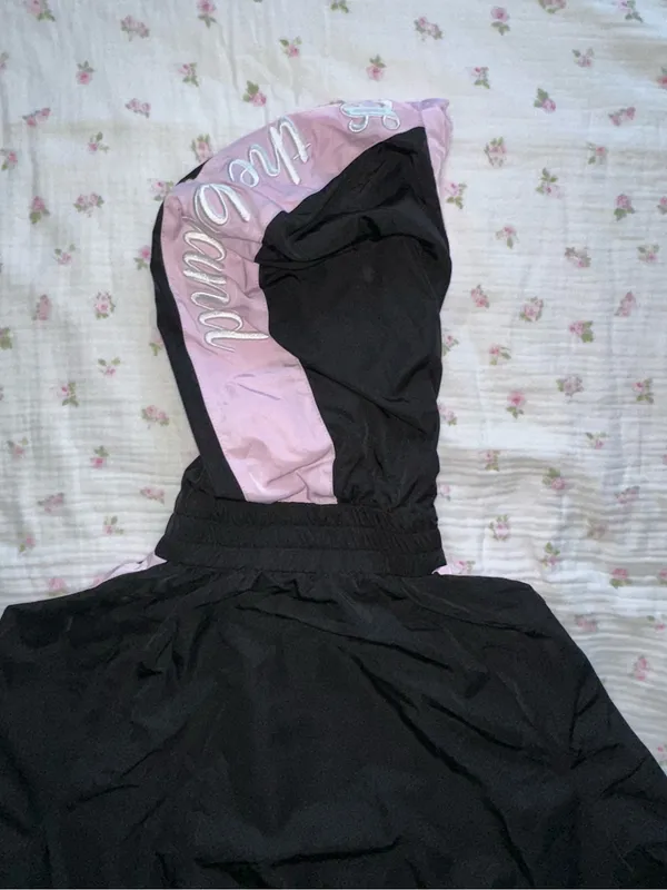 LF The Brand Black and Pink Windbreaker - Image 4