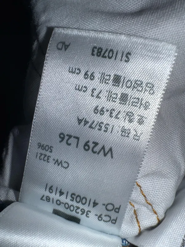 Levi’s 501 Straight Leg - Image 3