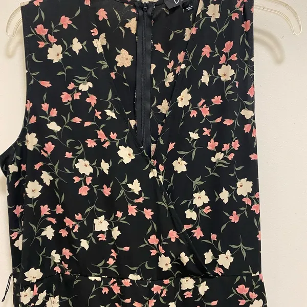 Lulus Women’s Sleeveless Tank Jumpsuit M Medium Black Print Floral Chest 38” - Image 3