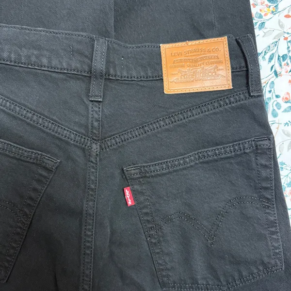 Levi's Ribcage Straight Ankle Women’s Jeans - Image 10