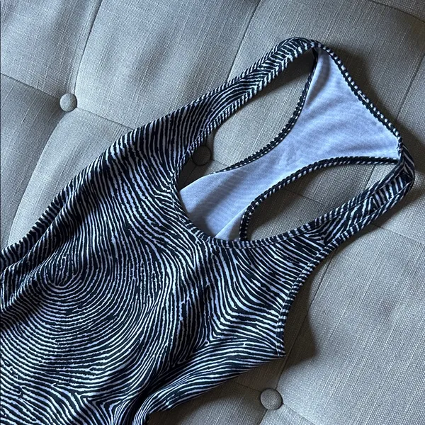Lululemon Black White Zebra Print Razorback Tank - Image 4