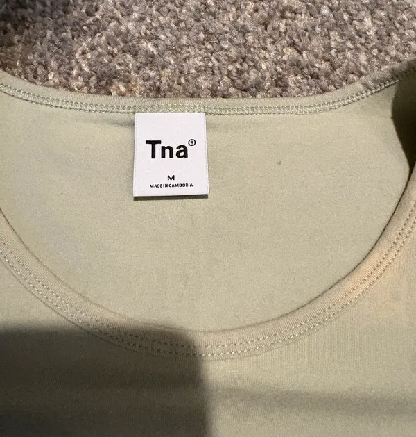 Aritzia TNA Cinched Tee - Image 2