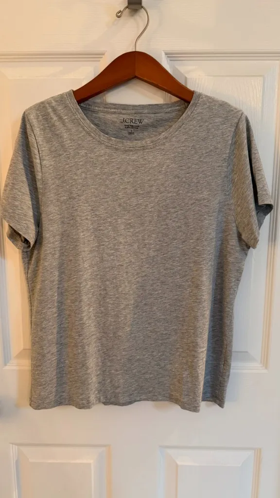 J Crew Grey Cotton Crew Neck Short Sleeve T-Shirt Size Large - Image 2