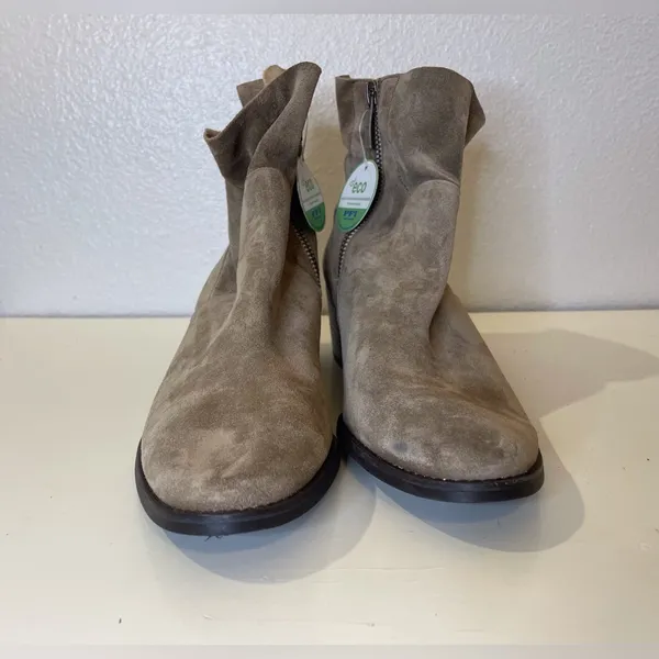 Paul Green NWT Women’s Tan Suede Ankle Boots Size‎ 7 - Image 6