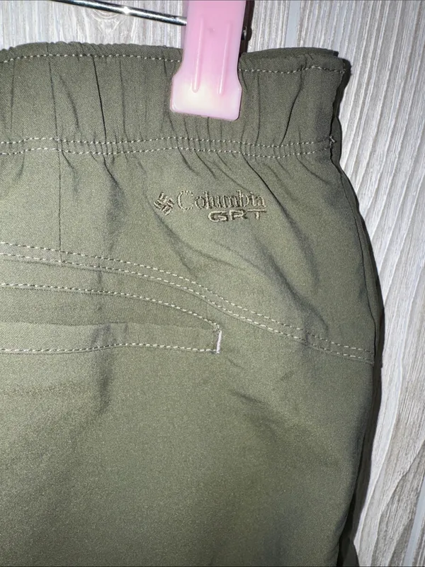Columbia Olive Green Wrap Skort with Cargo Pocket - Image 4