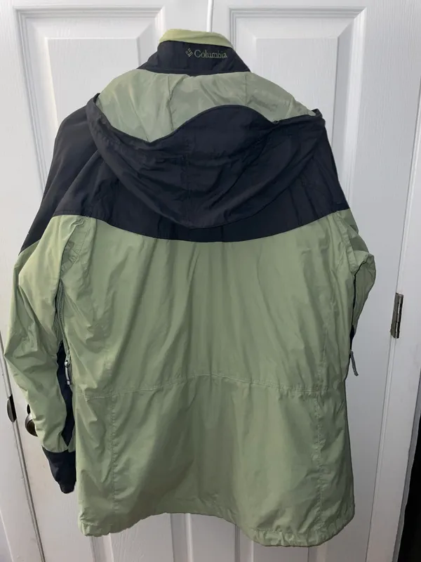 Ski Jacket - Image 9