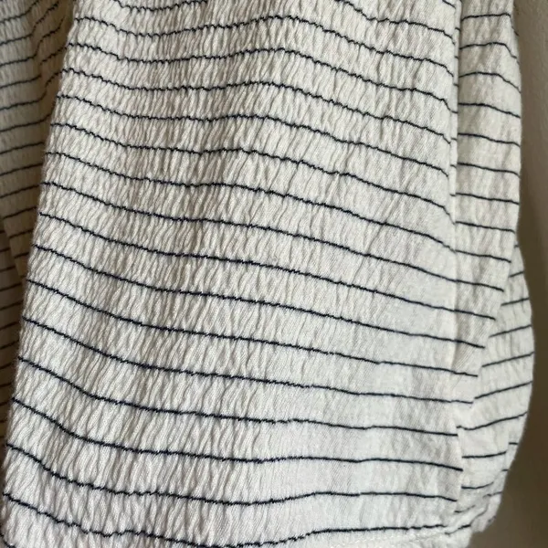 American Eagle Cream Top w/ Blue Stripes - M‎ - Image 2