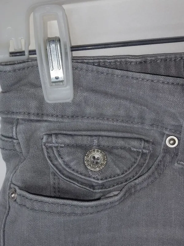 Levis 6 Gray Jeans Rivet Flap Pocket Shorts - Image 3