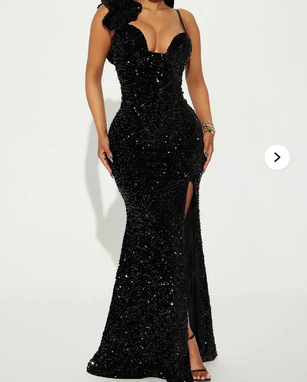 Black maxi dress featuring a slit. - Image 2