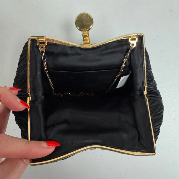 Vintage La Regale Black Pleated Evening Clutch Bag Pearl Clasp Gold Chain Strap - Image 4