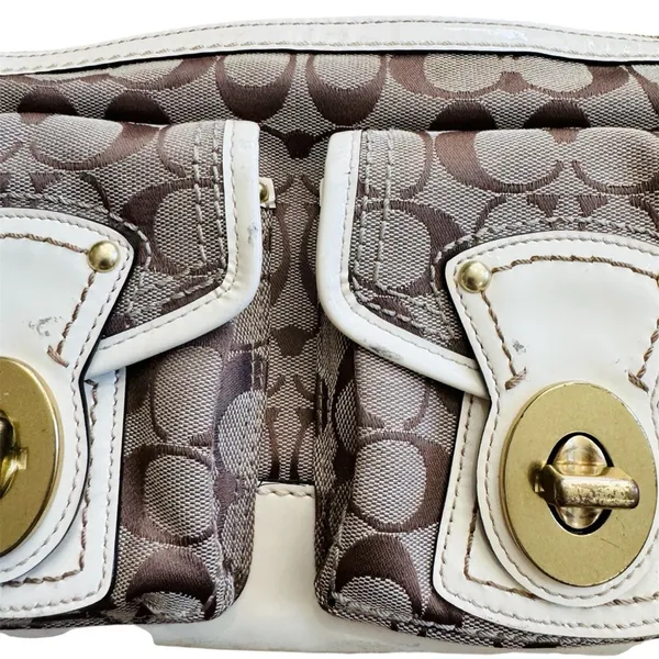 Coach Vintage Y2K signature legacy turnlock shoulder bag on brown /cream EUC - Image 3