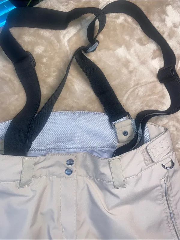 Dare2b Beige insulated ski pants with suspenders - Image 6