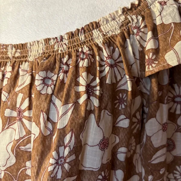 Free People Miss Daisy 100% cotton Brown‎ Floral Off Shoulder Smocked Blouse M - Image 2