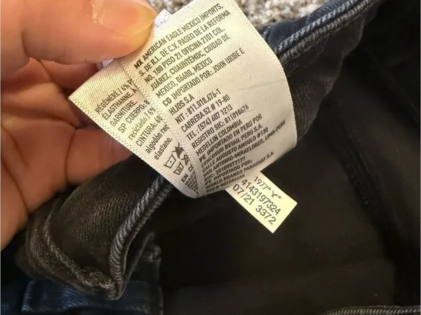 American Eagle Outfitters Black Distressed Mom Jeans - Image 8
