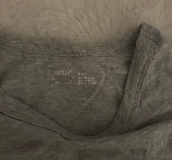 Aerie grey tshirt - Image 2