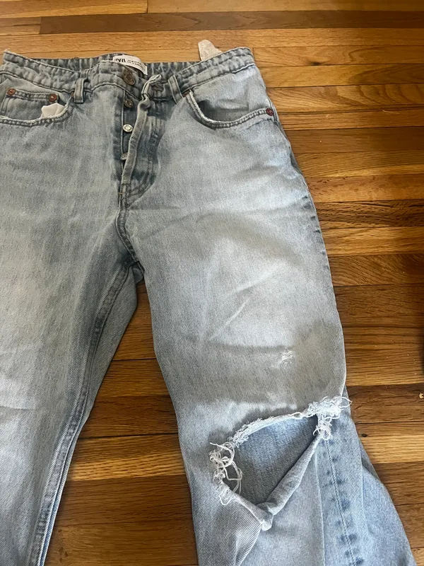 High Wasted Light Jeans - Image 2