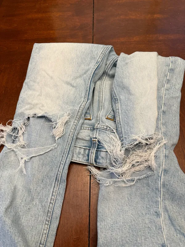 Abercrombie High-Rise Jeans Ultra Straight - Image 2