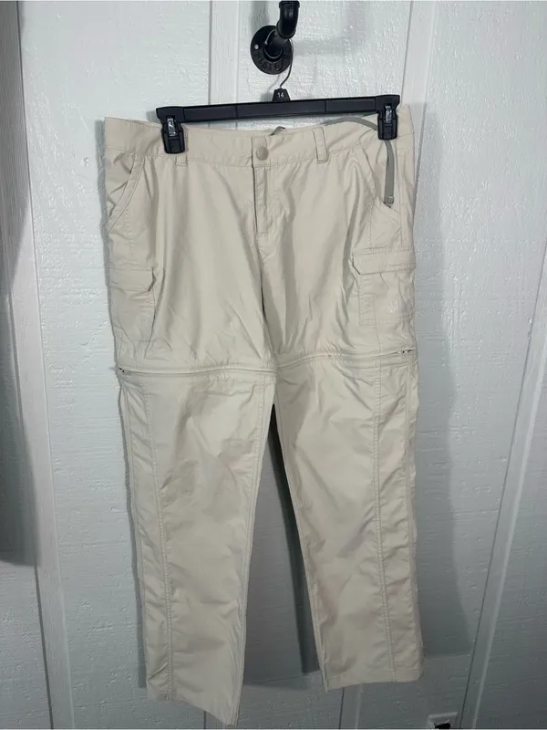 The Northface Women’s Khaki Convertible Pants Size 12 EUC - Image 3