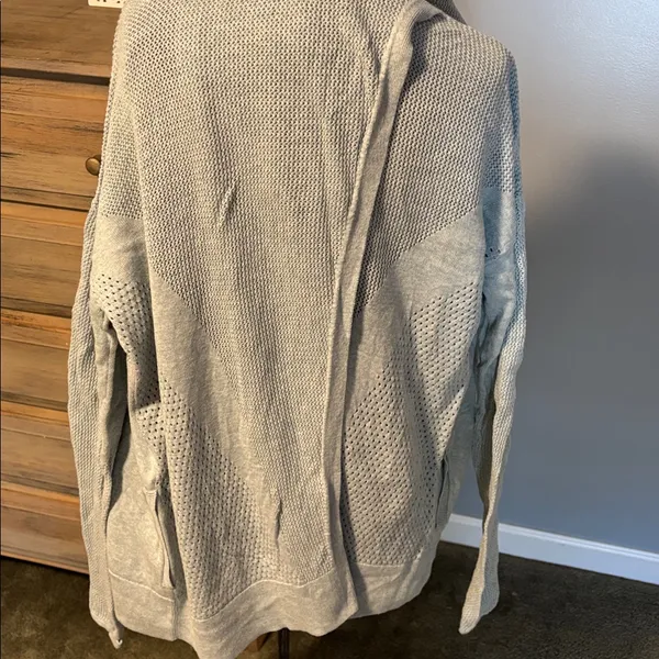 Lululemon Still Movement Wrap Light Seafoam Green Hooded Cardigan Sweater - Image 13