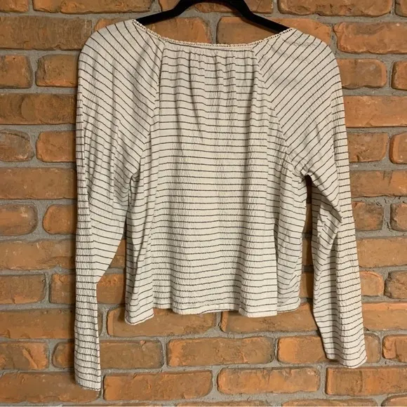American Eagle Womens Ivory Gray Striped Smocked Crochet Lace Top Medium‎ - Image 2
