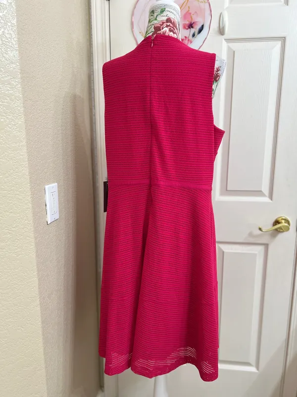 Jennifer Lopez pink sleeveless dress size 16 - Image 3