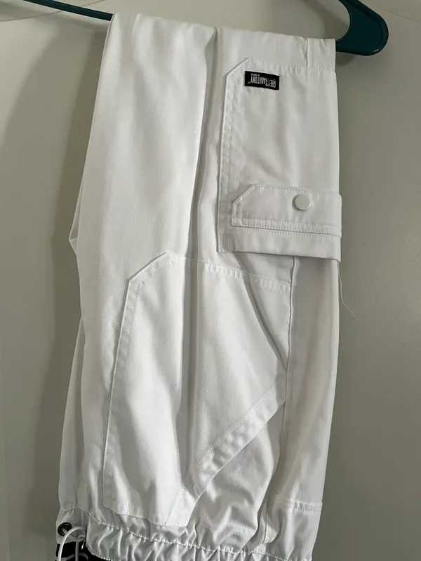 White Greys Anatomy Scrub Tops and Pants - Image 2