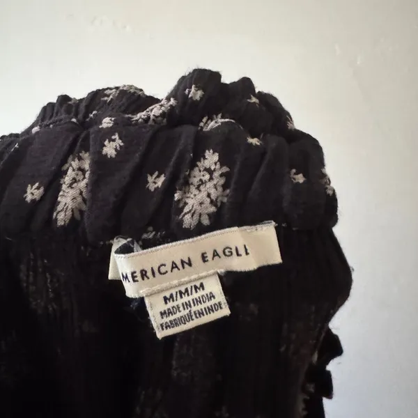 American Eagle Black Paperbag Elastic Waist Floral Women's Pants‎ - Image 4