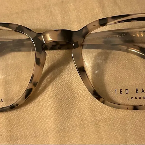 Ted Baker London Tortoiseshell Cat-Eye Glasses - Beige and Brown - Image 3