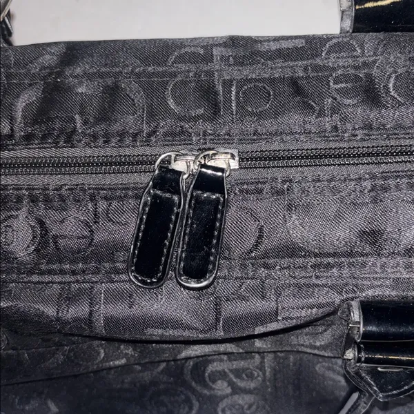 Caboodles Brand Black Envy Dr Bag & Zip Pulls Double Zip - Image 11