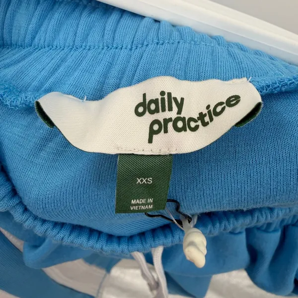 Daily Practice Drawstring Mini Skirt in Willow nwt - Image 3