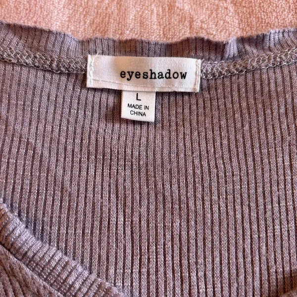Eyeshadow lavender long sleeve peplum top oversized L - Image 6
