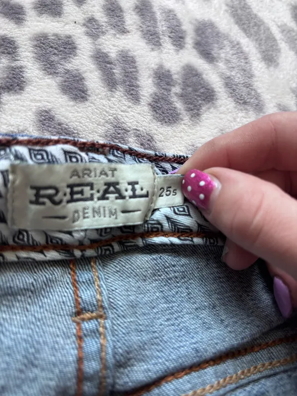 Ariat High-Rise Straight Jeans - Image 6