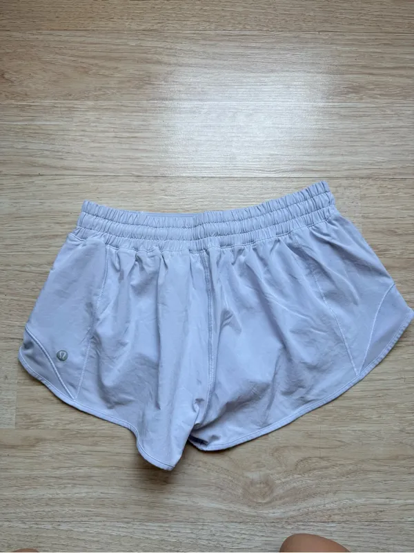 Lululemon Hotty Hot Short II *2.5" Serene Blue Size 6 - Image 5