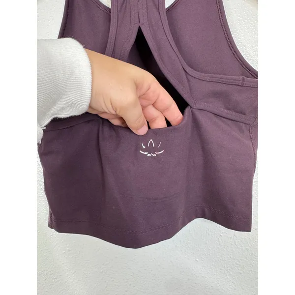 Beyond Yoga Spacedye Slim Racerback Cropped Tank Purple Plum Built-in Bra XS - Image 4