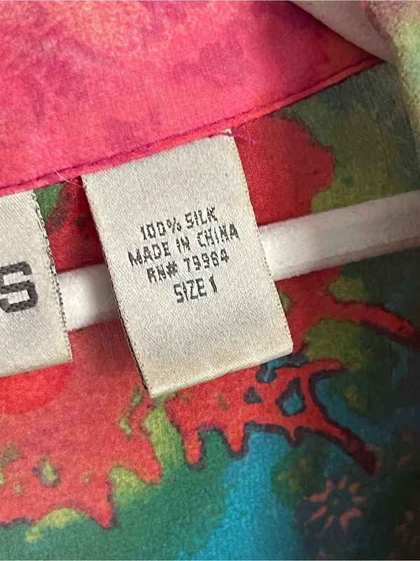 Chico's Multicolor Silk Cropped Button-Up Blouse Sz S - Image 8