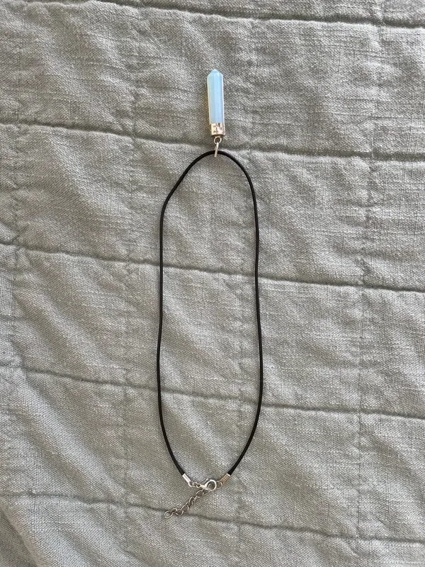 Clear Quartz Point Necklace Silver - Image 2