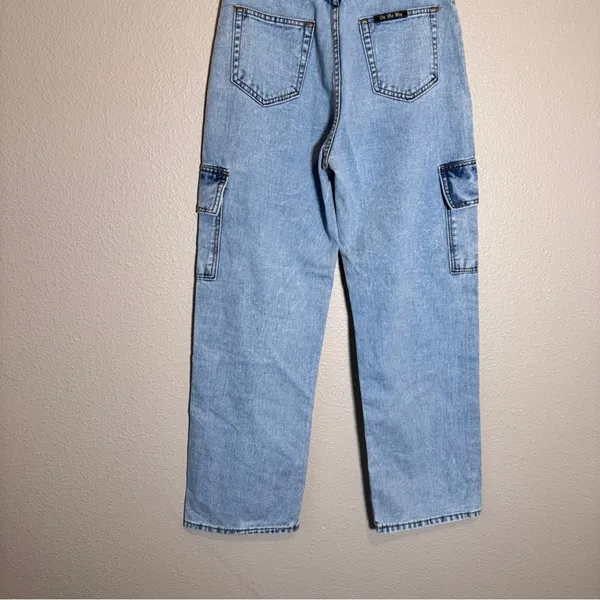 On The Way Blue Wide Leg Cargo Jeans Womens M Casual Denim - Image 4