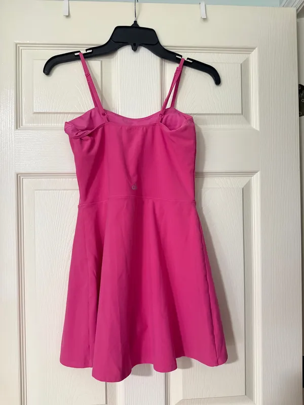ALO Yoga Alosoft Courtside Tennis Dress Paradise Pink SMALL - Image 2