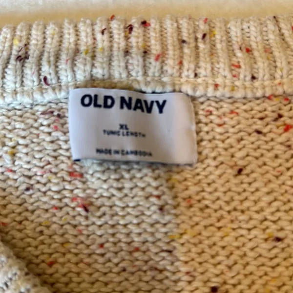 NWOT Old Navy V Neck Cotton Sweater - Image 2