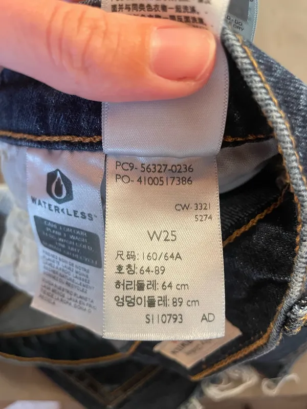 Levi’s 501 Shorts - Image 4
