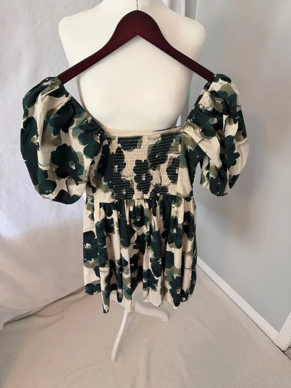 Abercrombie & Fitch Cream Mini Dress with Green Floral Print - Image 5