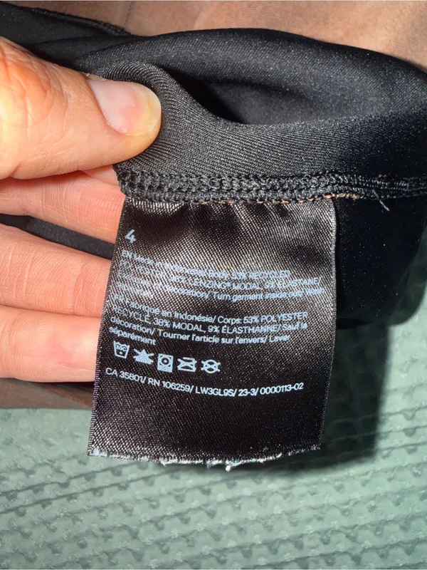 Lululemon Softstreme Perfectly Oversized Cropped Crew size 4‎ - Image 3