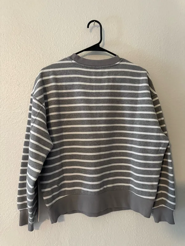 Perfectly Oversized Lululemon Crew - Image 2