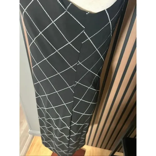 White House Black Market Black Window Weave Dress - Size XS classy stylish mini - Image 3
