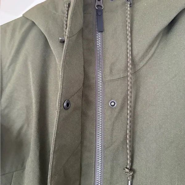 Columbia Women's Olive Utility puffer Jacket - Image 6